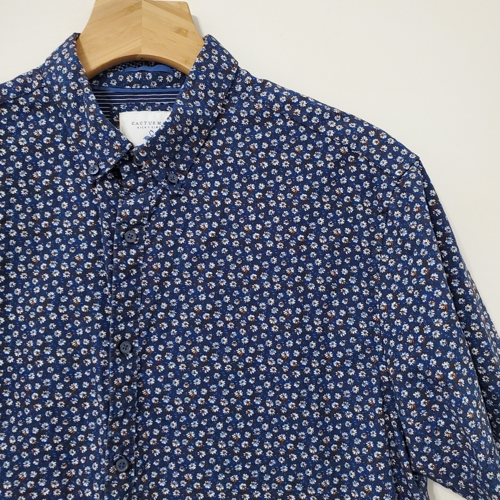 Cactus Man Ricky Blue Floral Short Sleeve Button Down Shirt XL